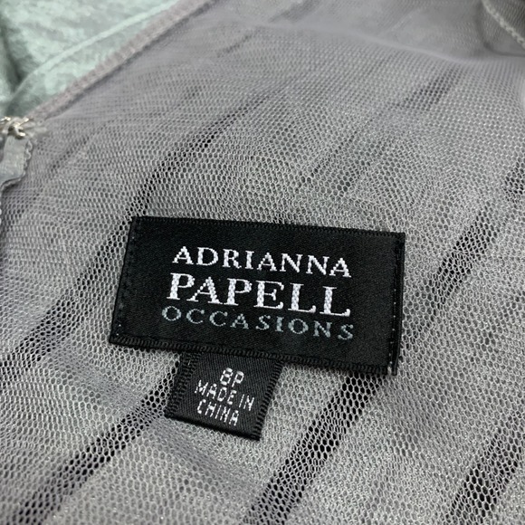 Adrianna Papell Occasions Ruffled Tiered Formal Dress 8 Petite‎ Sleeveless Gray - Picture 7 of 9